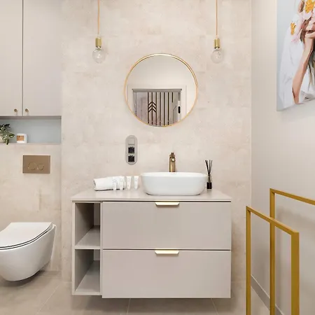 Bright And Elegant Old Town Garbary With Air Conditioning By Renters Prestige Lägenhet