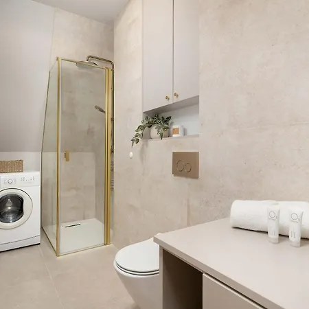 Lägenhet Bright And Elegant Old Town Garbary With Air Conditioning By Renters Prestige *