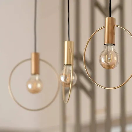 Bright And Elegant Old Town Garbary With Air Conditioning By Renters Prestige