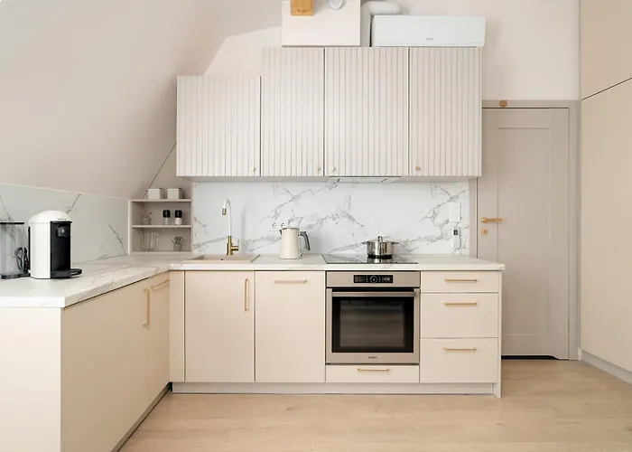 Bright And Elegant Old Town Garbary With Air Conditioning By Renters Prestige شقة *